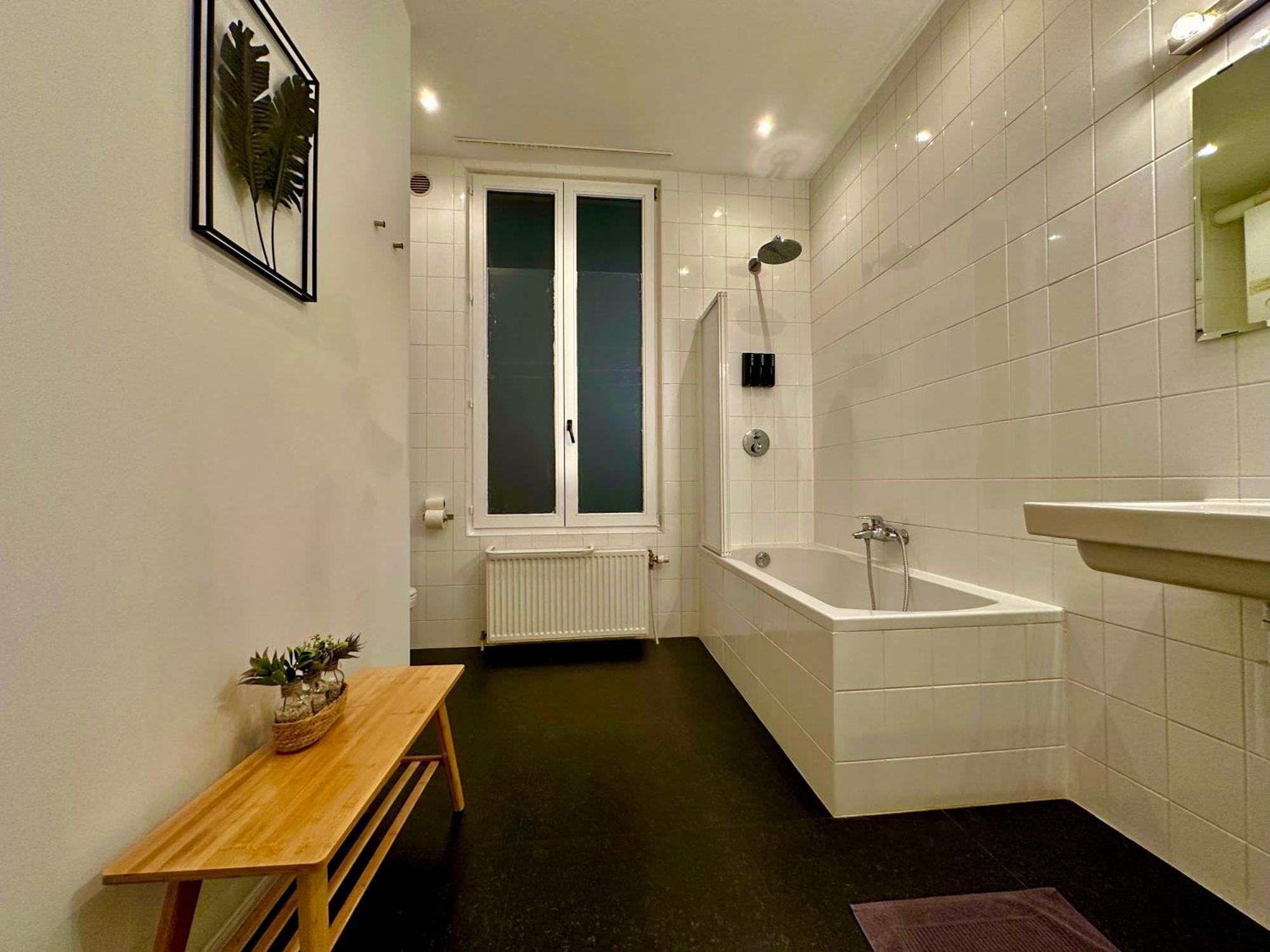 Luxury Suites Museum By Rikas Hotels Antwerpen Exterior foto
